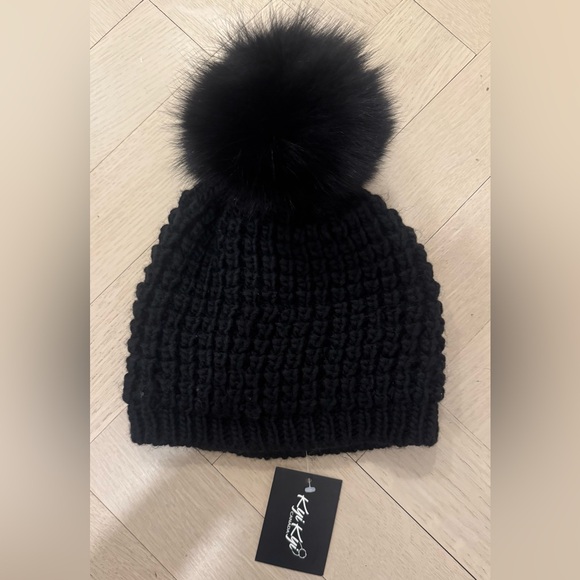 Brand new with tags, Kyi Kyi real fur pom winter hat in black. - Picture 1 of 2